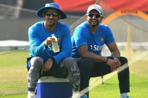 IPL 2017: Suresh Raina disappointed with the way RPS treat MS Dhoni