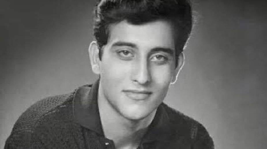 Rare pictures of Vinod Khanna