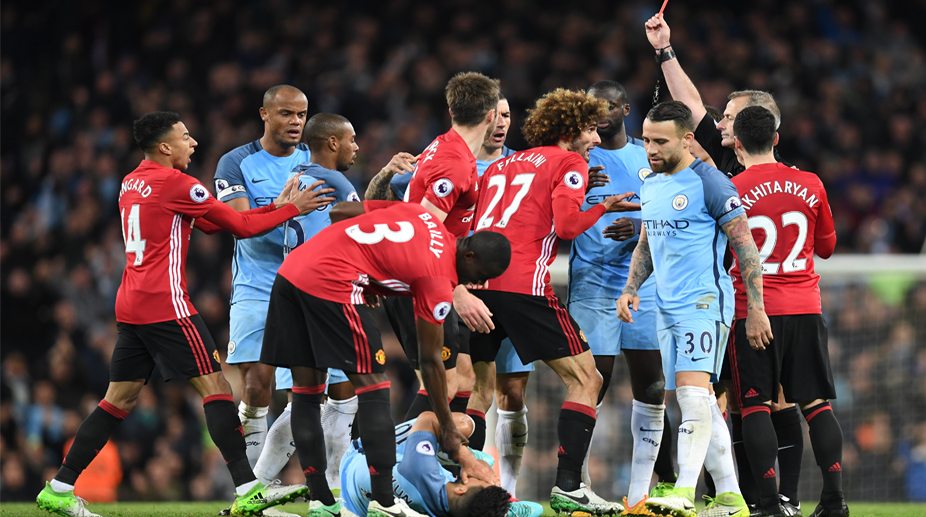 EPL: Manchester United hold Manchester City in dour derby