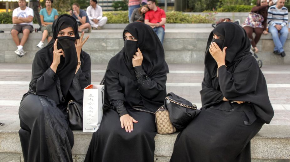 German MPs approve partial burqa ban, security measures