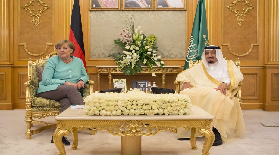 Angela Merkel arrives in Saudi Arabia without headscarf
