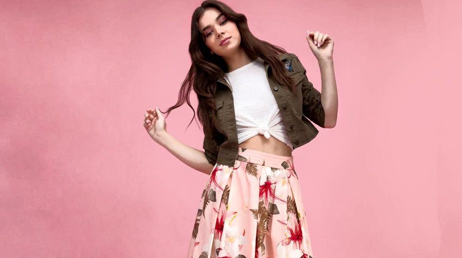It is crazy: Hailee Steinfeld on Bieber dating rumours