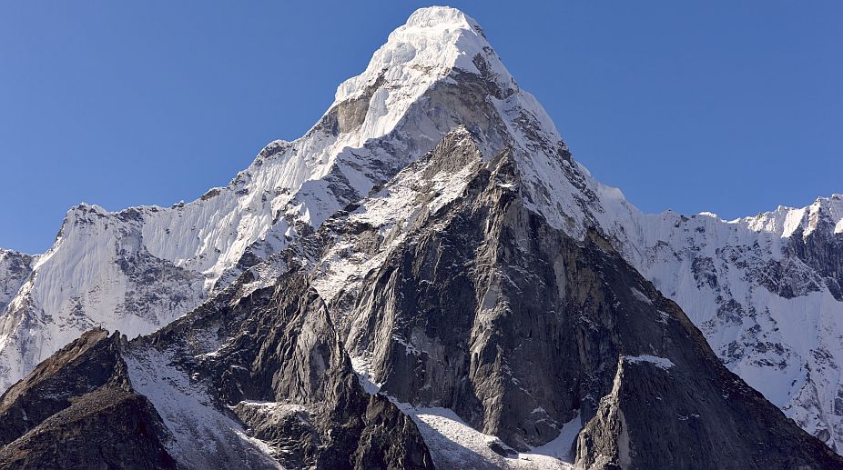 Six Indian climbers reach Mt Everest in first summit of season