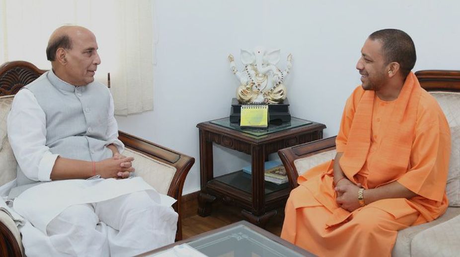Rajnath, Adityanath review preparations for Yoga Day event