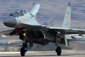 No trace of Sukhoi-30 jet, bad weather halts search