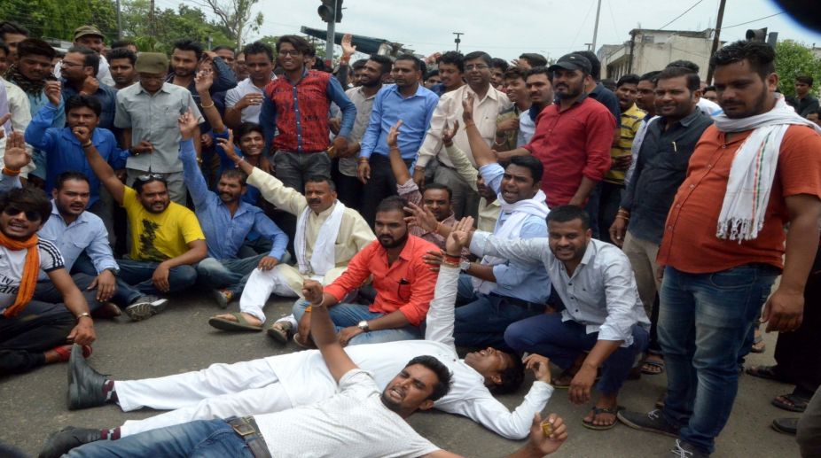 Agitating Madhya Pradesh farmers block national highways