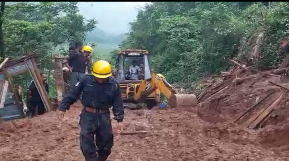 Jammu-Srinagar highway closed for traffic due to landslides