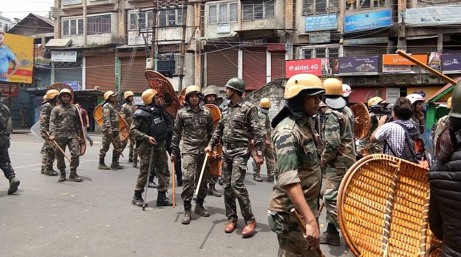 Demand for Gorkhaland, indefinite shutdown to continue in Bengal hills
