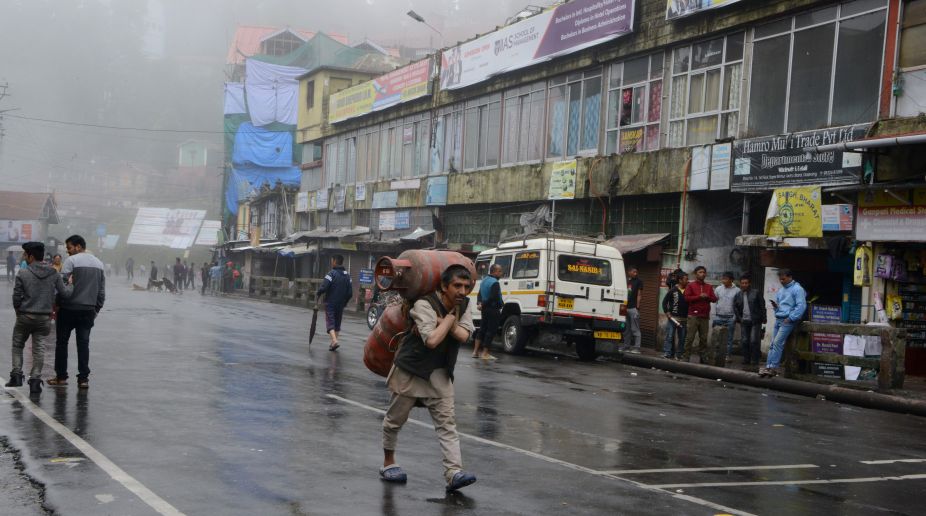 Indefinite bandh continues in Darjeeling hills