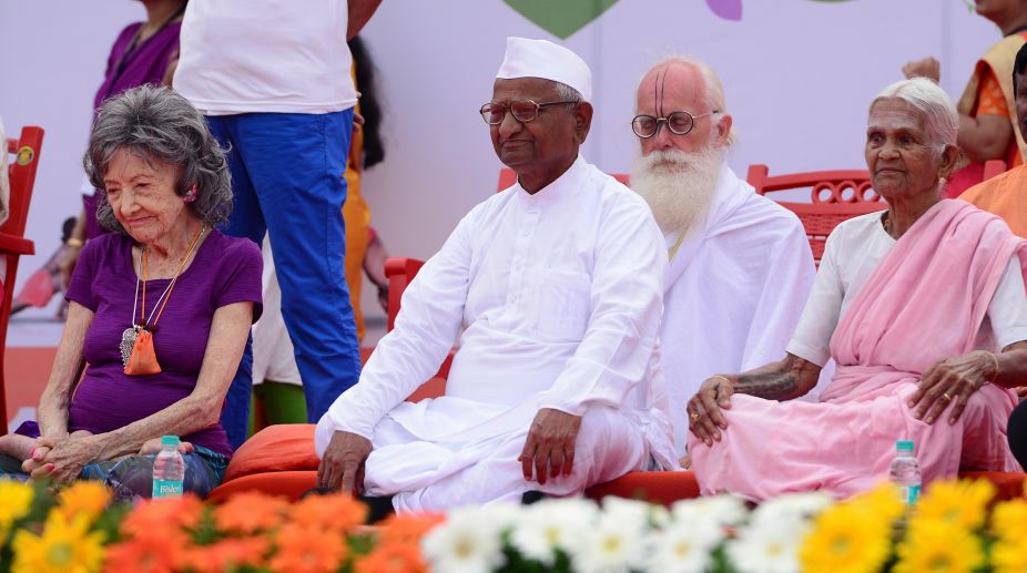 Hazare slams Modi, to go on ‘satyagraha’