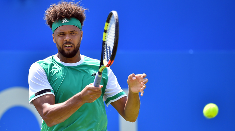 Jo-Wilfried Tsonga crashes out of Queen’s Club Championships