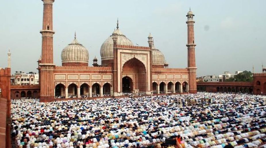 Delhi’s buzzing Jama Masjid