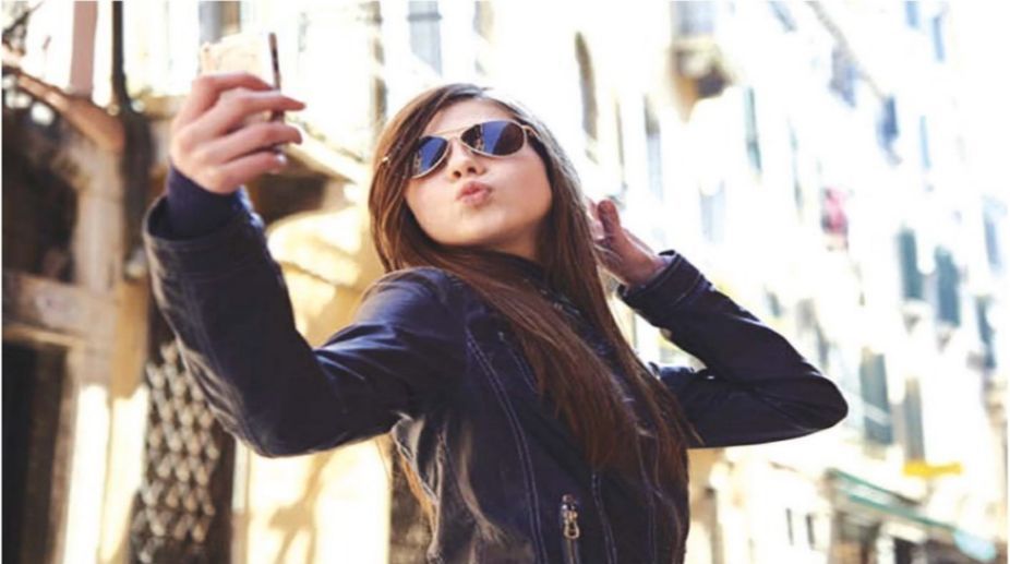 Most popular selfies are about looks