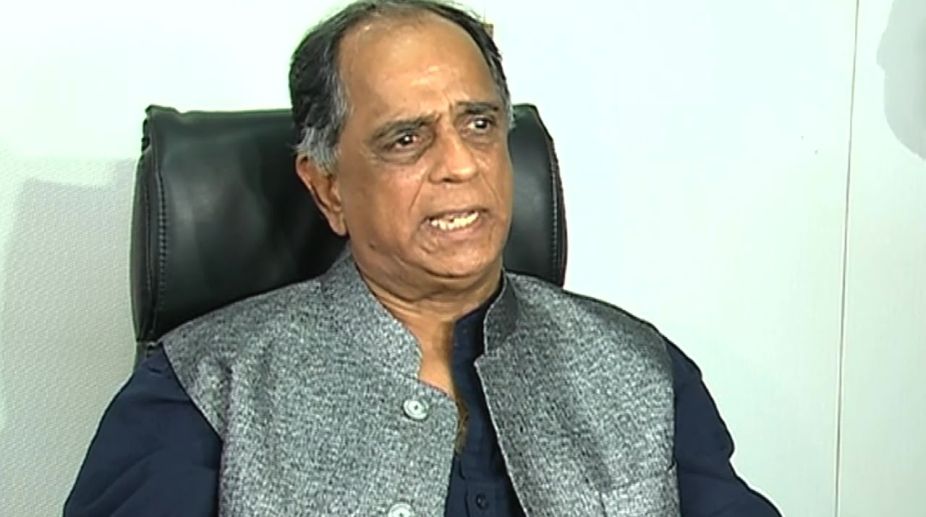 Nihalani objects to ‘intercourse’ word in SRK film’s TV promo