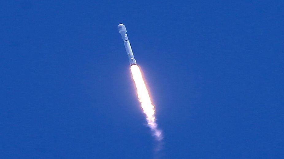SpaceX successfully completes back-to-back launches
