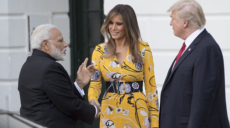 PM Modi gifts shawls, bracelet, Lincoln stamp to Trumps
