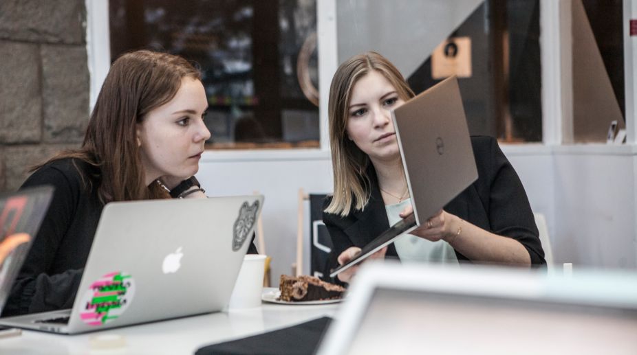 Online dating abuse likely to affect girls more