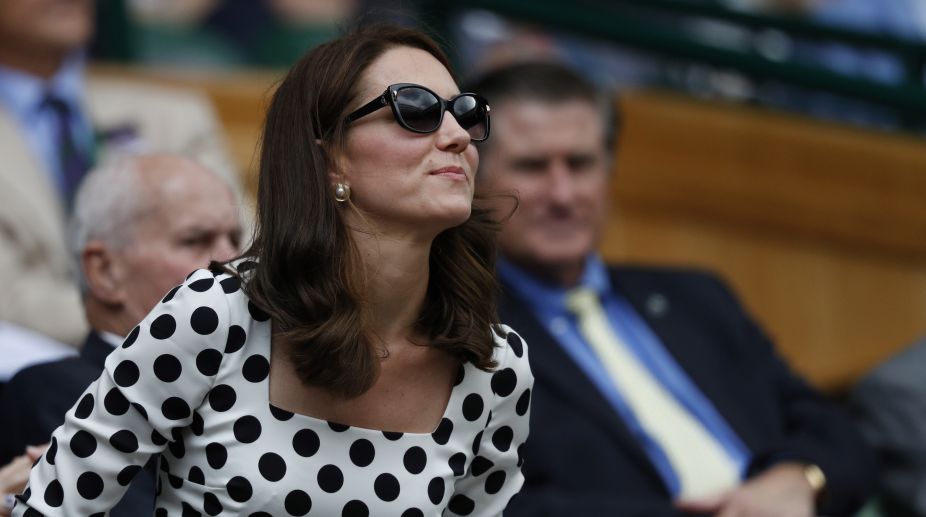 Duchess of Cambridge cheers Andy Murray at Wimbledon opener