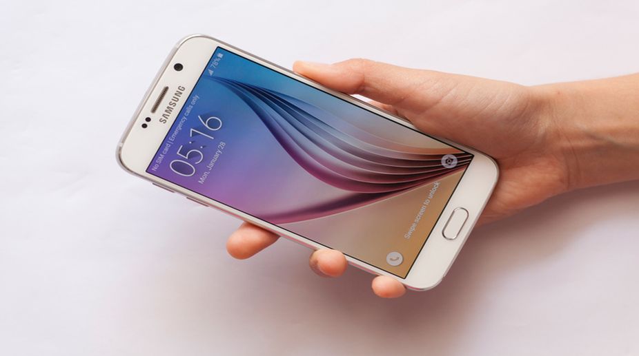 Samsung second largest smartphone brand in UK, slightly behind Apple: Counterpoint
