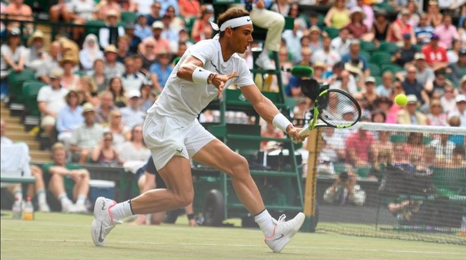Nadal advances to fourth round at Wimbledon