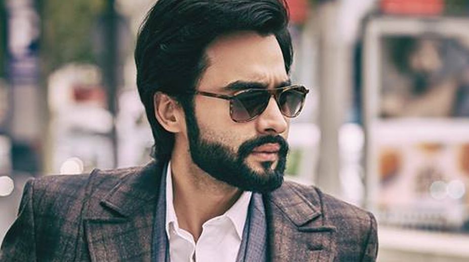 Jackky Bhagnani did ‘spell check’ to welcome Malala on Twitter