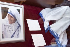 Saint Teresa’s blue-bordered sari an Intellectual Property now