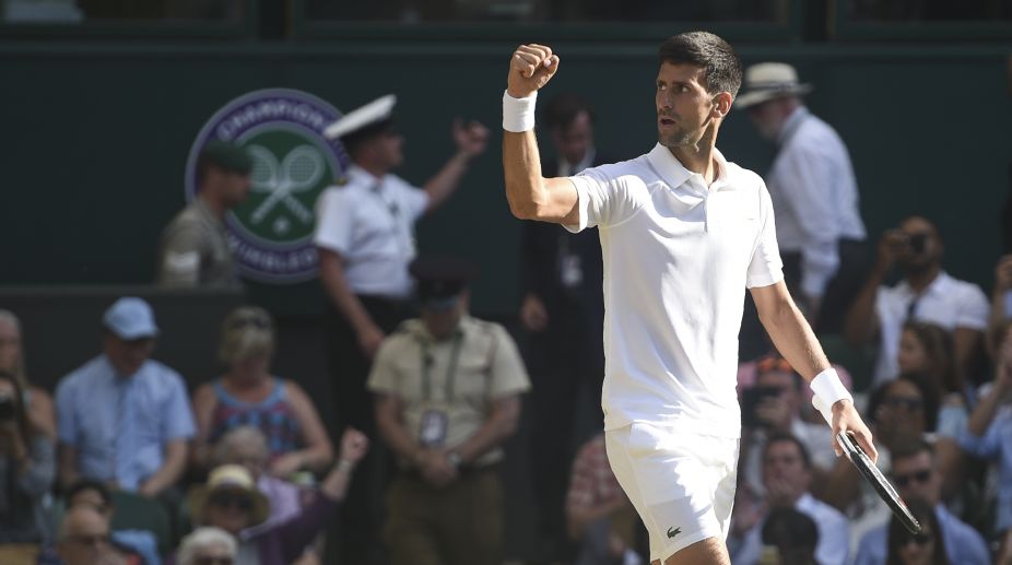 Roger Federer, Novak Djokovic enter last 16 at Wimbledon