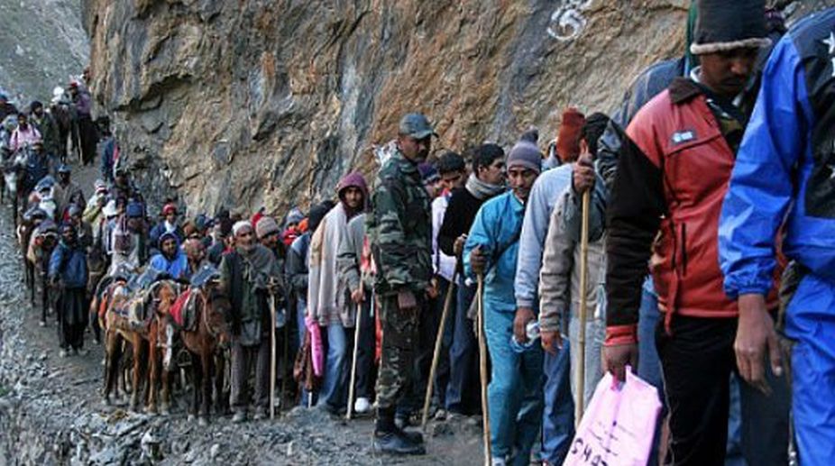 Over 1,877 pilgrims leave Jammu for Amarnath Yatra