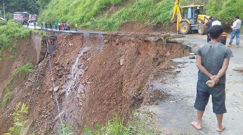 Five people die in Bangladesh landslide