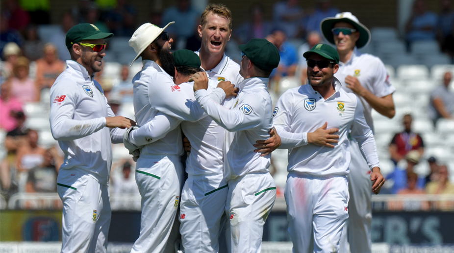 2nd Test: South Africa thrash England