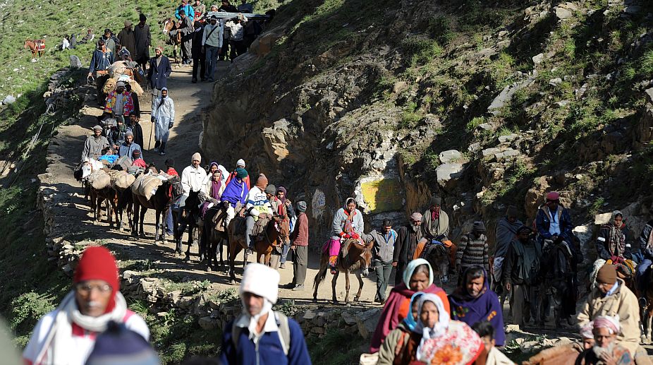 Over 2,200 pilgrims leave for Amarnath