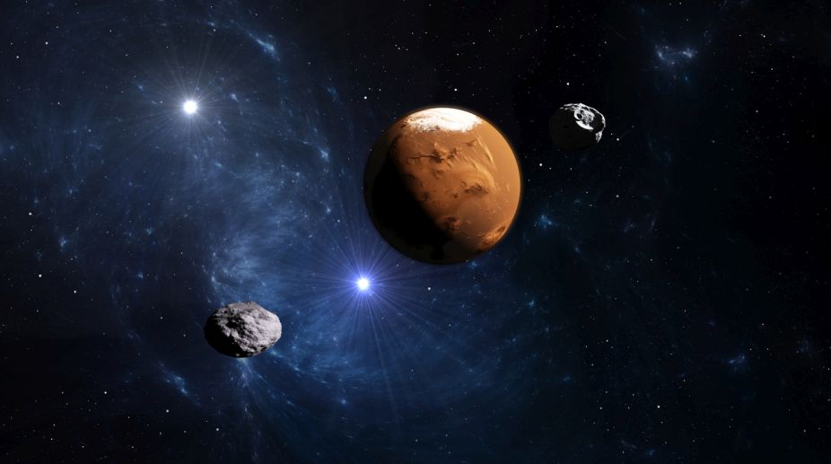 Hubble captures tiny Martian moon Phobos
