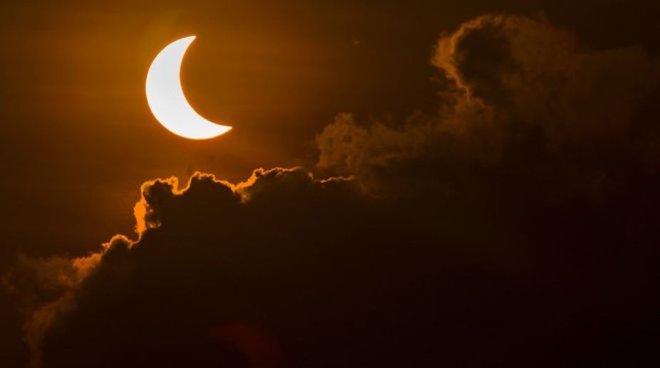 US firms may lose $700mn as workers watch solar eclipse