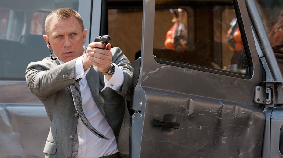 Daniel Craig to cut down on dangerous stunts