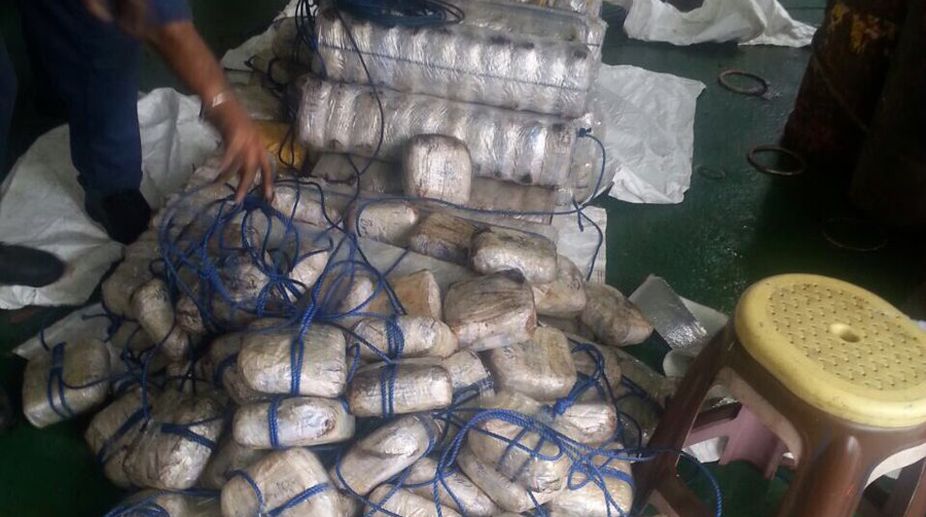Rs. 3,500 cr worth heroin seized from ship off Gujarat