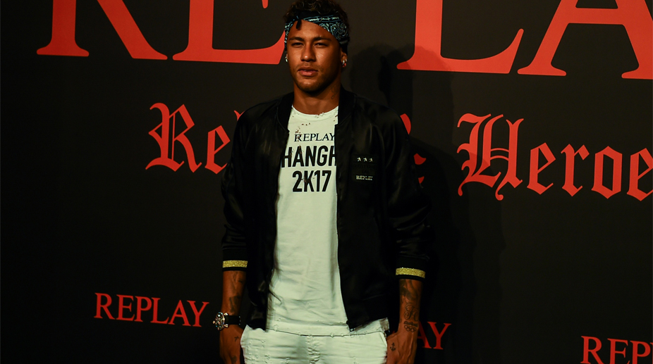 Neymar gets China red-carpet treatment as speculation grows