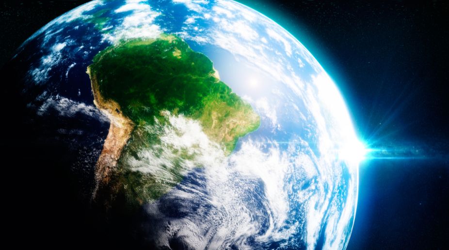 Planet marks new highs for heat, pollutants, sea level