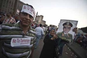 Egyptians support army-backed revolts