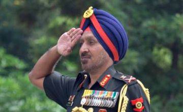Army commander visits field formations along Indo-China border