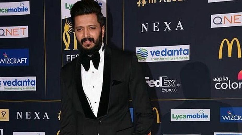 Farah Khan sends best wishes to Riteish Deshmukh over his directorial debut
