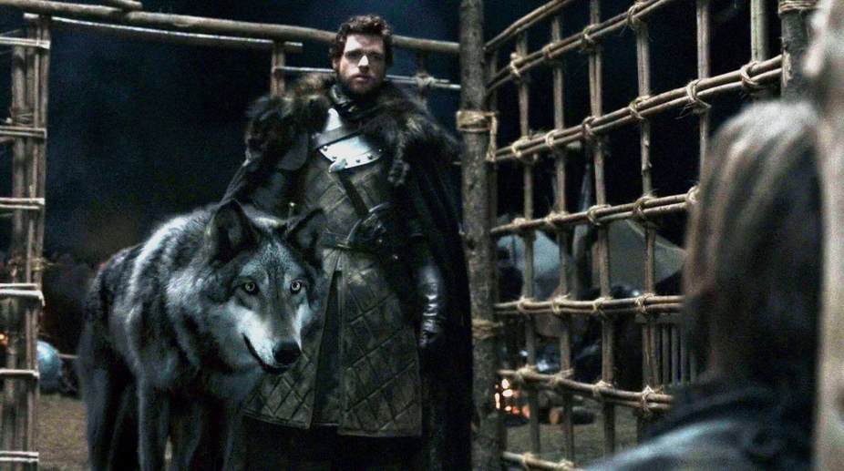 Peter Dinklage discourages GoT fans from buying huskies