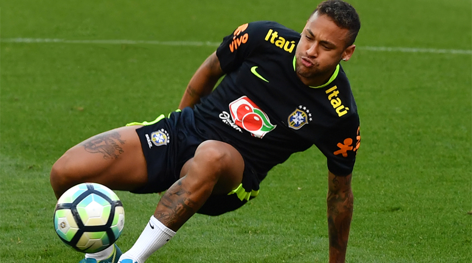 Watch: Neymar, Marcelo, Dani Alves engage in head footy