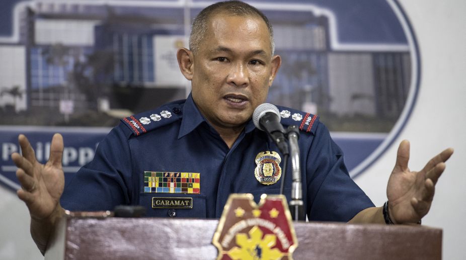 Philippines police kill 32 drug suspects in raids