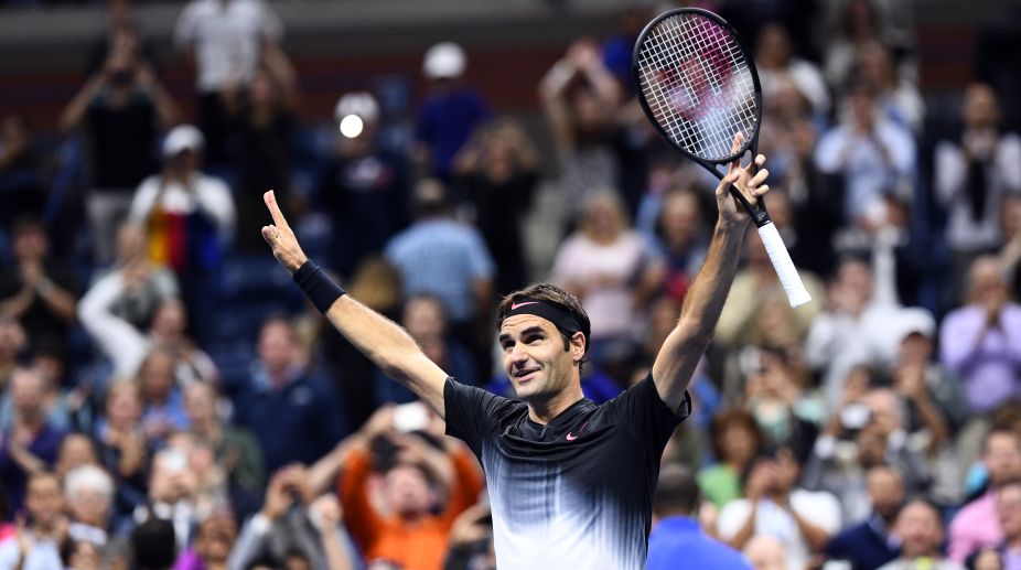Roger Federer passes 5-set test to advance at US Open