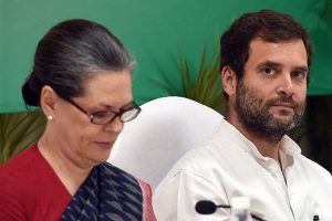 Sonia, Rahul express pain at UP child deaths