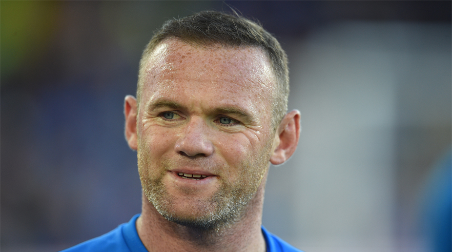 Wayne Rooney disappointed despite reaching 200-goal milestone