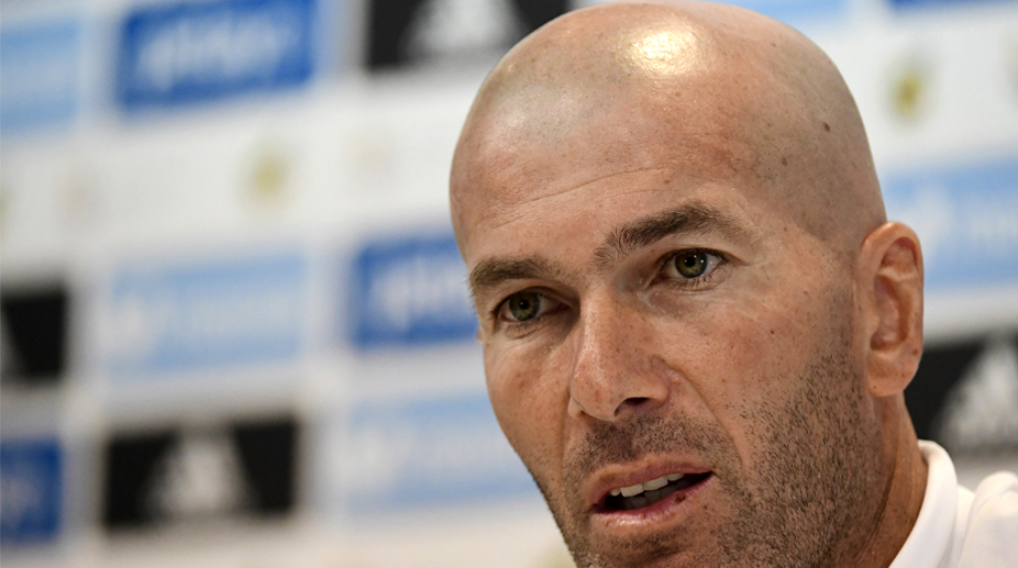 Zinedine Zidane shows Real support to Barcelona victims