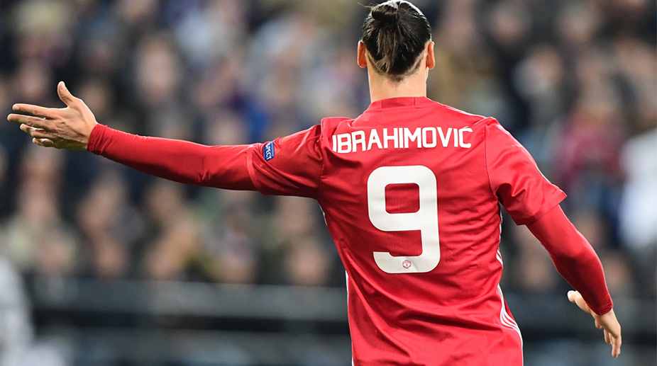 Manchester United star Zlatan Ibrahimovic shows off ripped torso