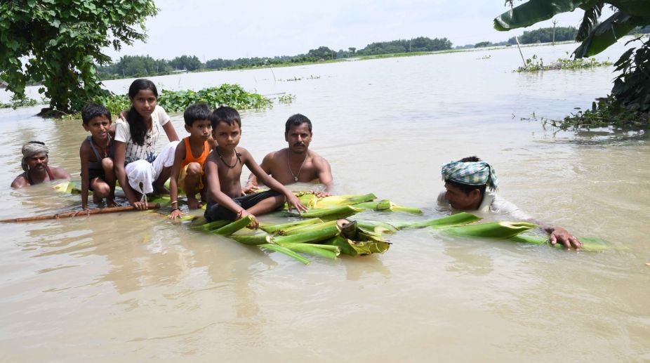 PM makes aerial survey of flood-hit Bihar; announces Rs.500 cr