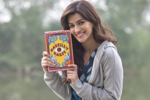 Kriti Sanon is treating her friends with Barfis on the success of ‘Bareilly Ki Barfi’